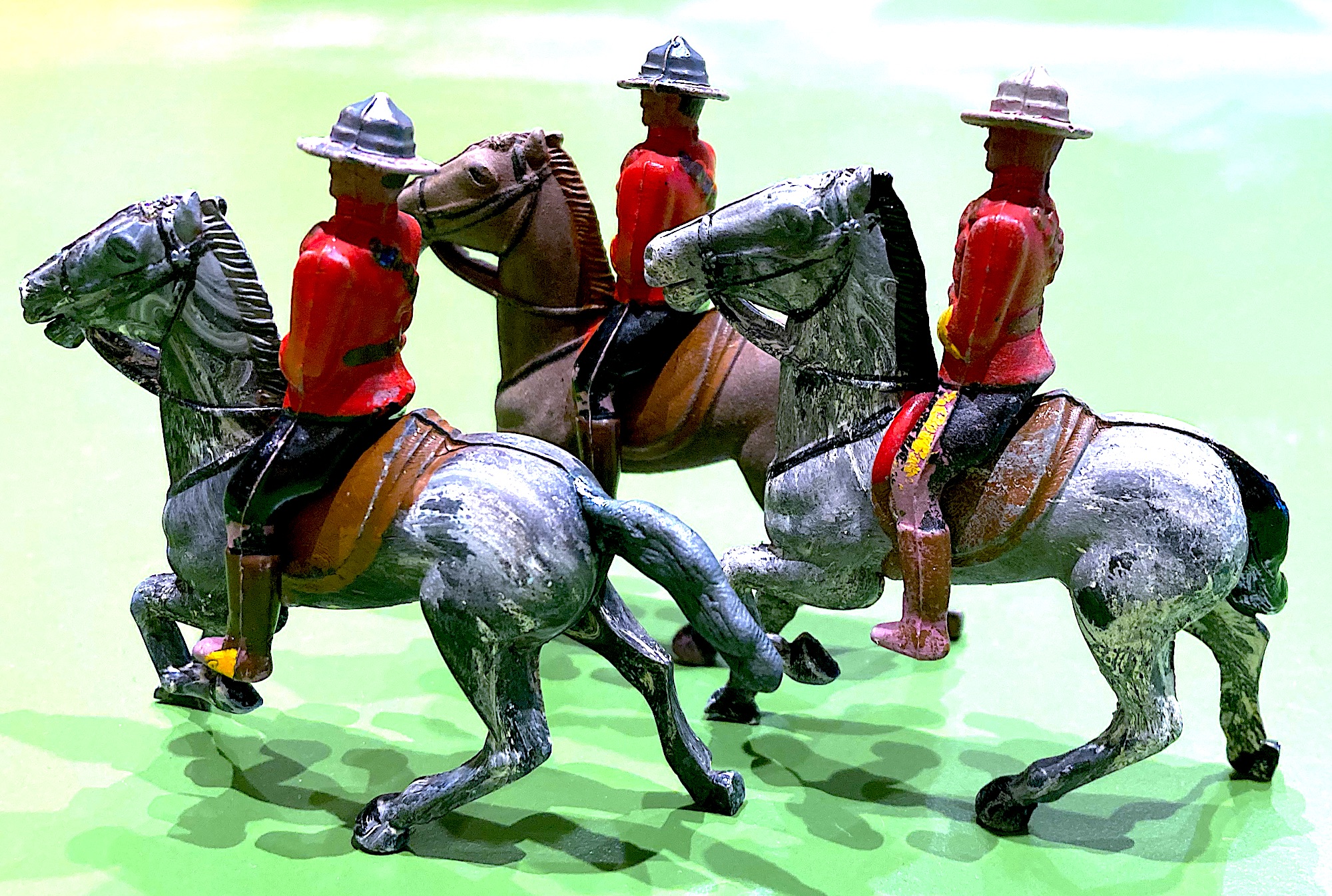 My very first Toy Soldiers… they are more than 65 years old. My Toy